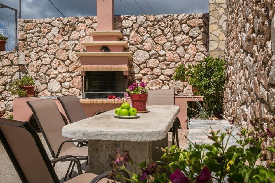Апартаменти La Casa Di Lena Аргостоліон Екстер'єр фото